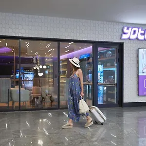 Yotelair Airport, Duty Free - International Transit Area Hotel
