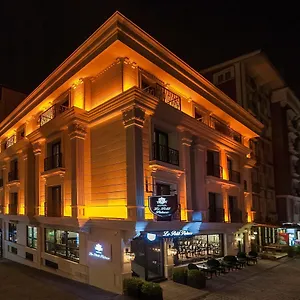Le Petit Palace - Special Category *** Istanboel